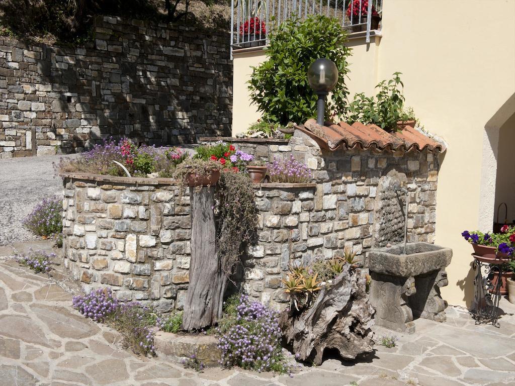 Villa Bernadette San Mauro Cilento Exterior photo
