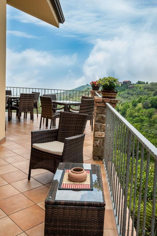 Villa Bernadette San Mauro Cilento Exterior photo